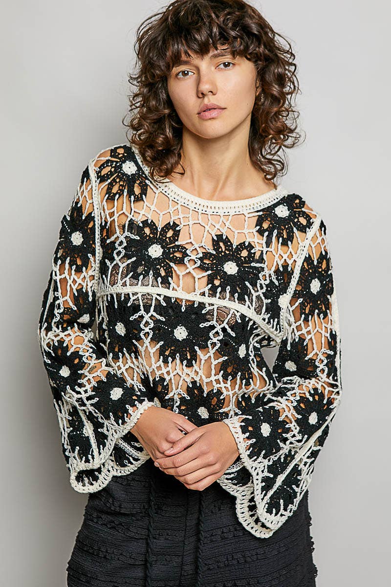 The Delilah Crochet Floral Top: Black/ Ivory