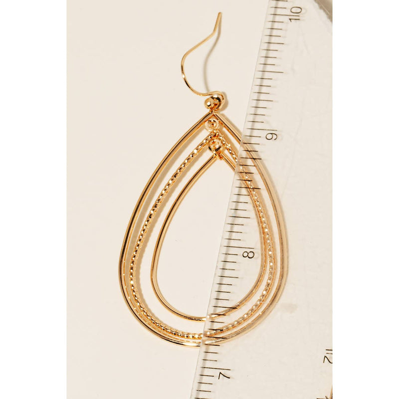 Layered Metallic Tear Dangle Earrings: Gold