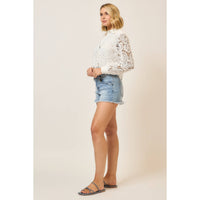 Ivory Paisley Lace Cropped Blouse: Off White