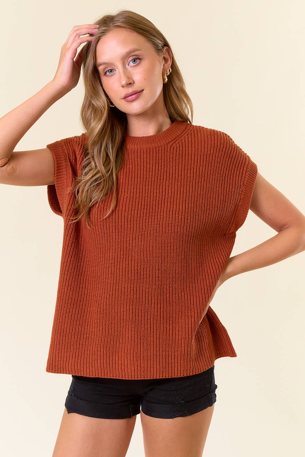 The Maren Ribbed Knit Vest – Rust Brown