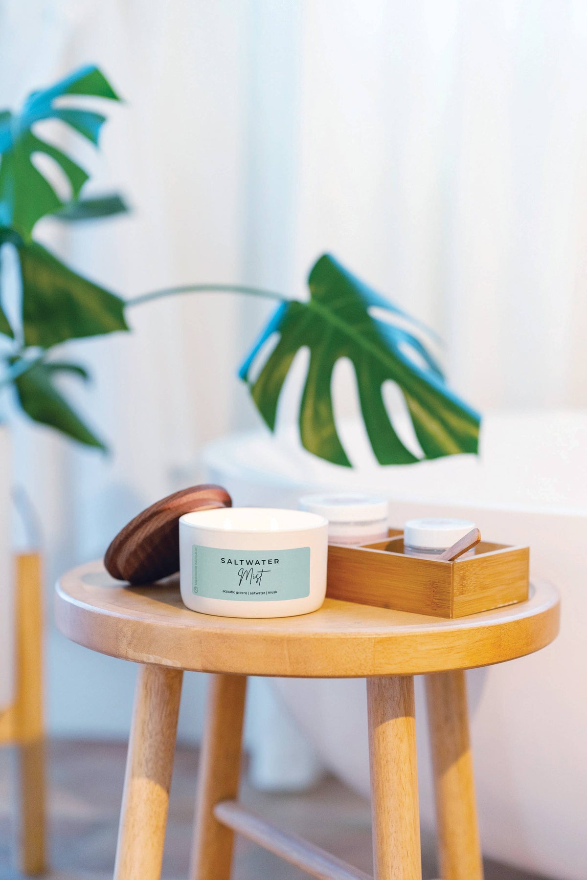 Saltwater Mist | 10 oz Statement Candle