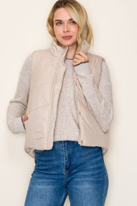 Sadie Quilted Puffer Vest | Women’s Zip-Up Polar Collar Vest with Pockets