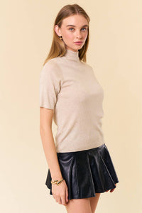The Hadley Mock Neck Sweater Top – Cream & Oatmeal