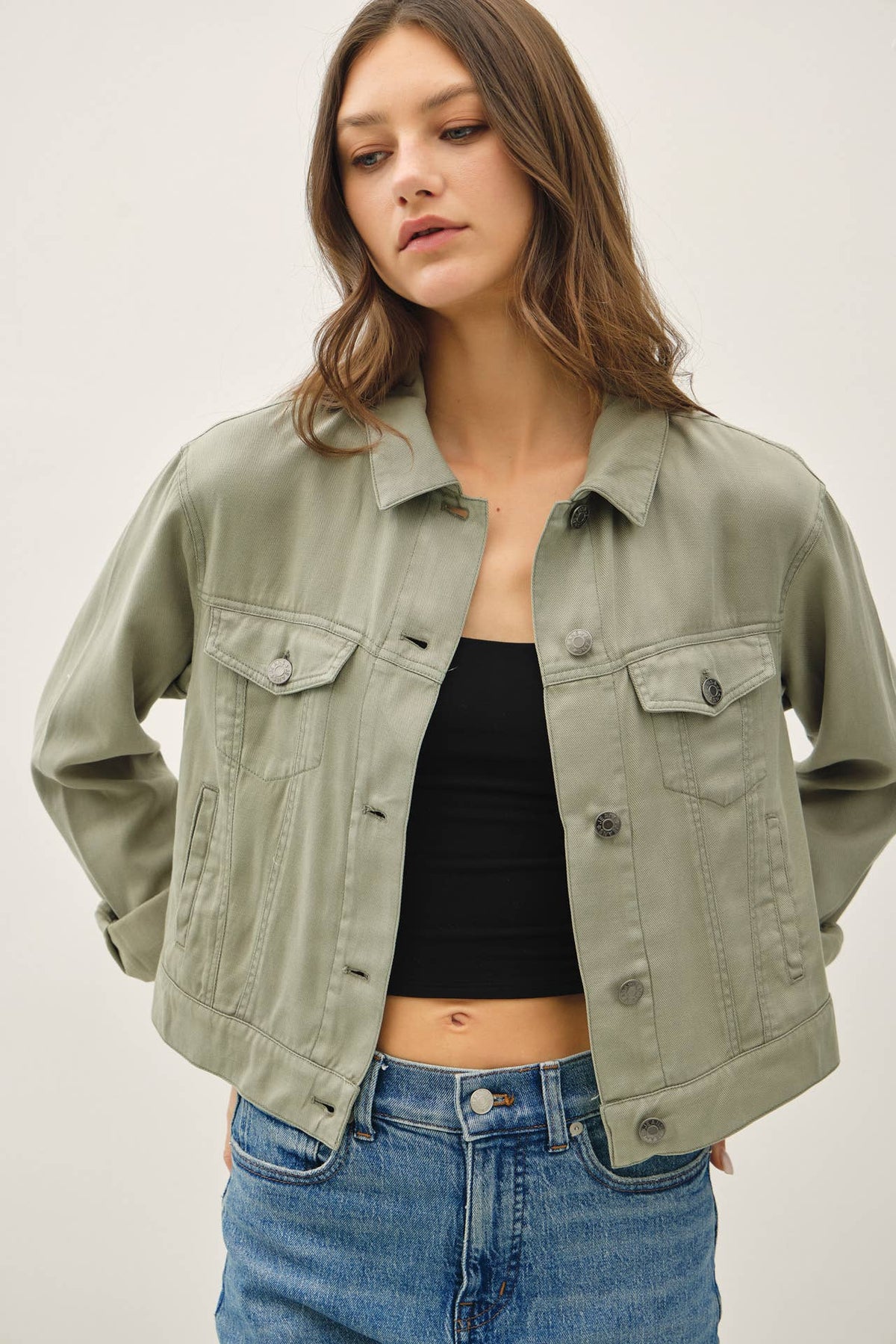 The Sienna Linen Blend Jacket: Sage Green