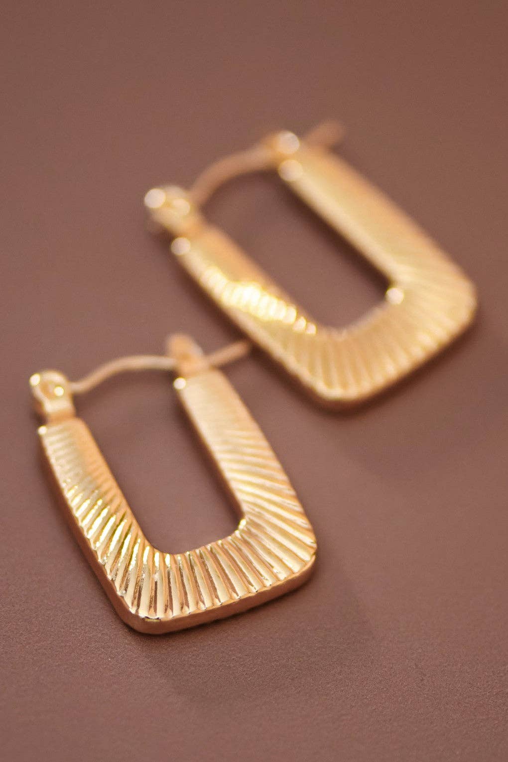 The Marquette Classic Gold Hoops – 18K Gold Plated Waterproof Stainless Steel Earrings