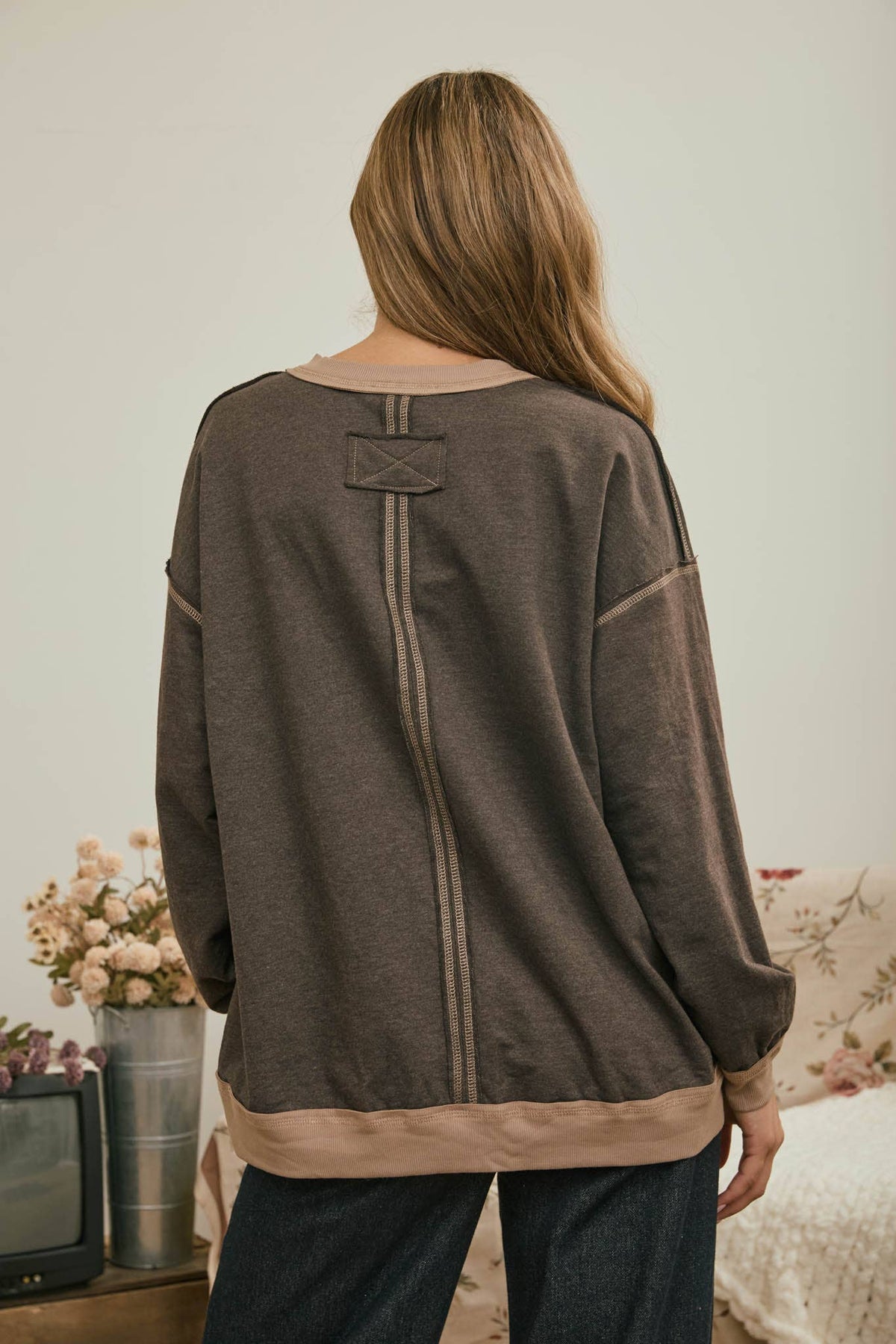 The Off Duty Contrast Knit Top: Chocolate Brown