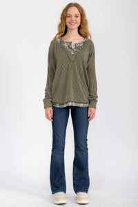 The Wren Plaid Trim Waffle Knit Top – Olive