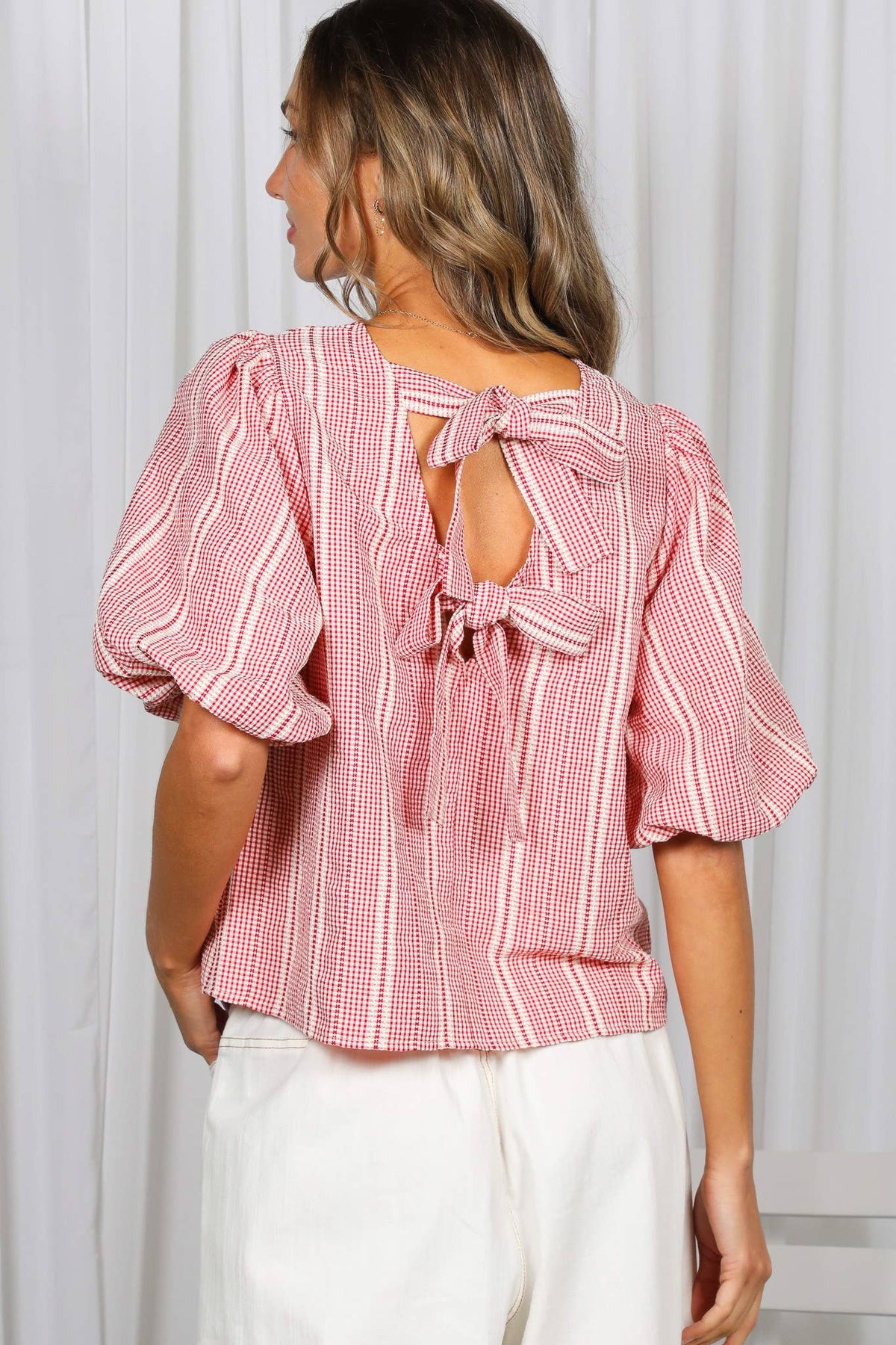 The Blakely Plaid Bow Back Blouse: Red – Bubble Sleeve Feminine Tie Back Top