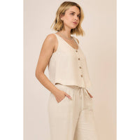 The Brynn Button Up Linen Blend Top – Sleeveless Coconut Button Tank: Oatmeal