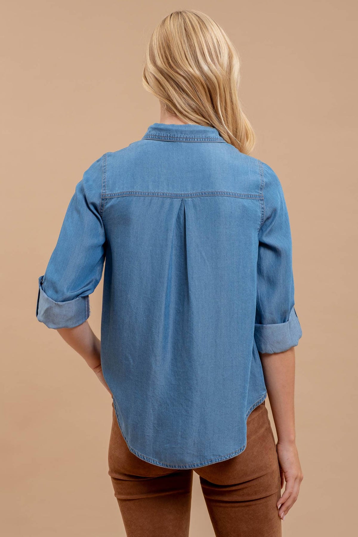 Callie Button Down 3/4 Tab Chambray Blouse: Medium Wash