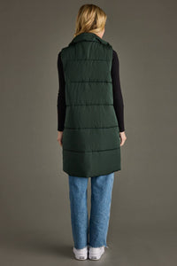 The Aspen Longline Puffer Vest – Quilted Fall Layer with Pockets (Brown & Hunter Green)