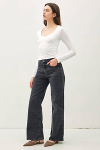 The Everyday Scoop Neck Top