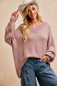 Liora Textured V-Neck Sweater: Frosted Lilac – Relaxed Fit Two-Tone Knit Top