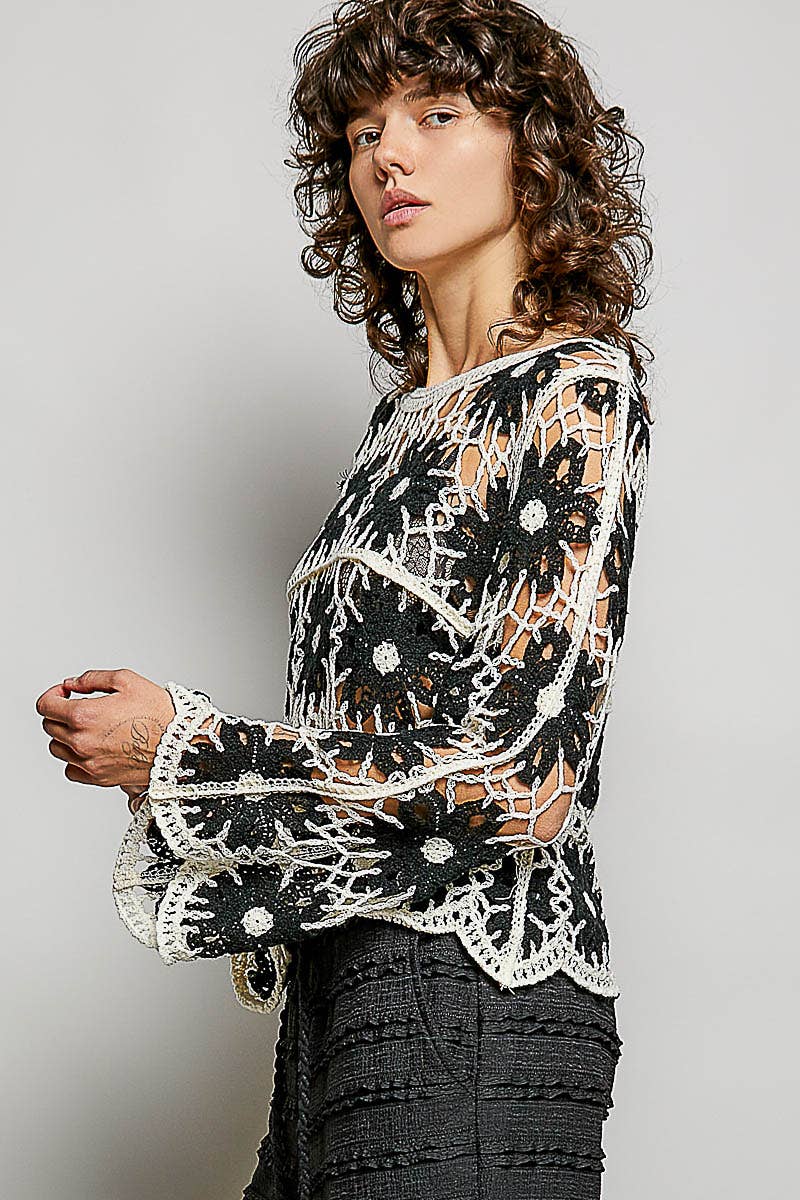 The Delilah Crochet Floral Top: Black/ Ivory