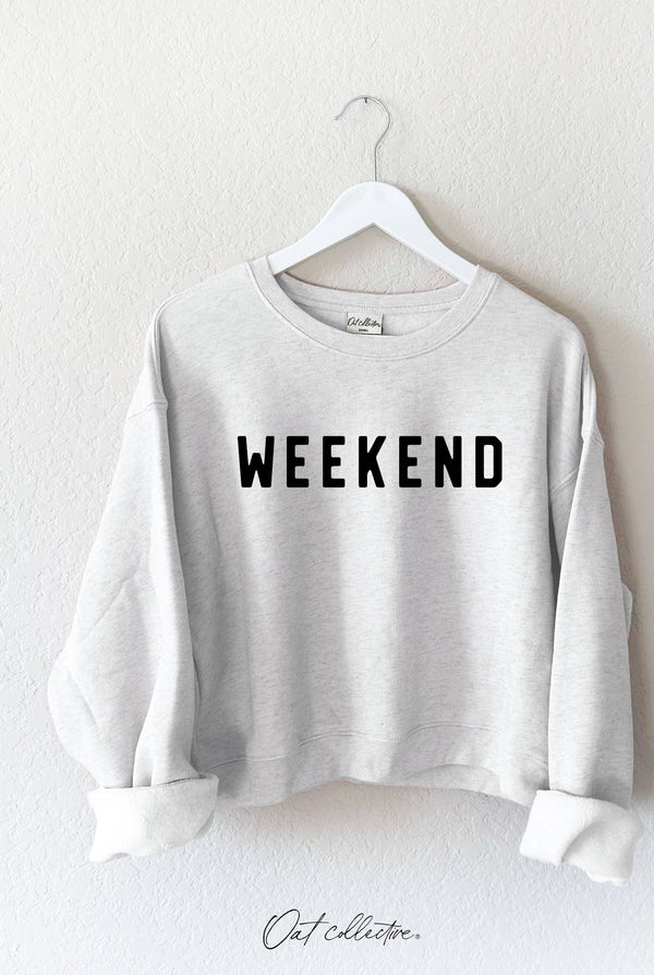 The Weekend Graphic Pullover: Athletic Heather  – Mid Cropped Relaxed Fit Fleece Sweatshirt