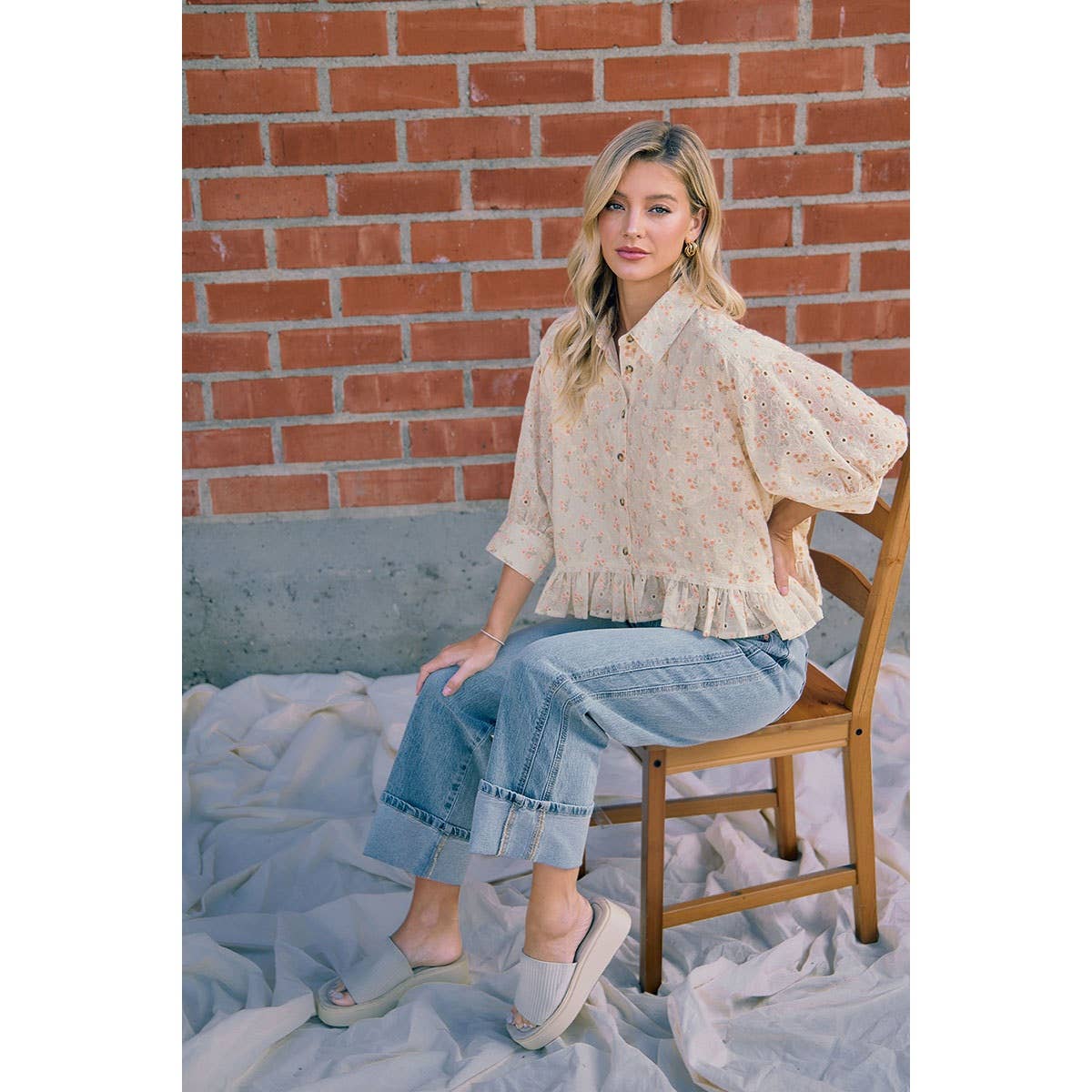 The Sutton Vintage Wash Side Seam Cuffed Straight Jeans