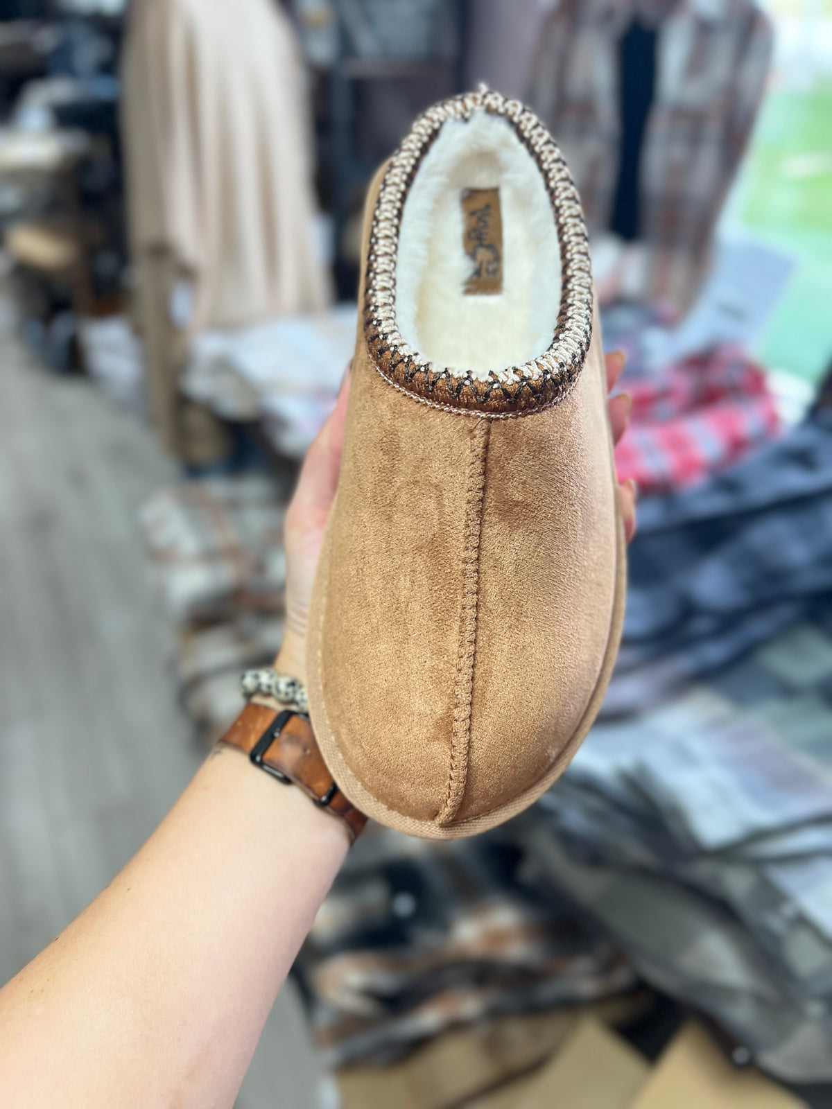 Very G Sparks Slipper: Tan