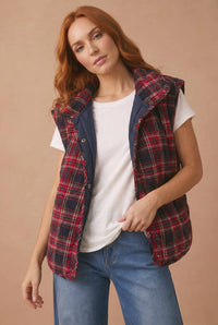 Cabin Season Plaid Quilted Puffer Vest | Women’s Fall Vest