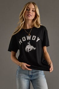Howdy Graphic Tee: Black | Western Cowboy Graphic T-Shirt for Women