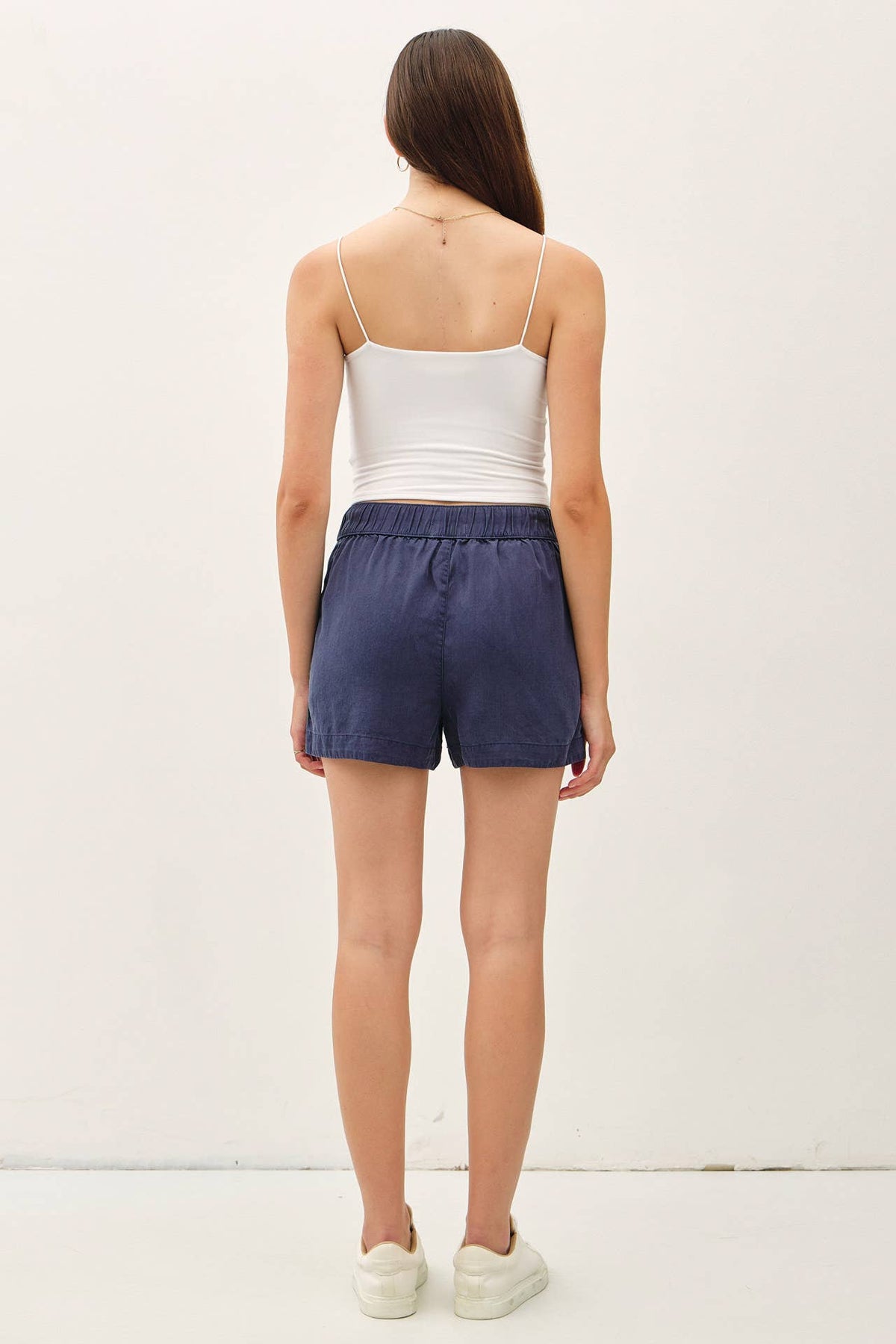 Ultra-Soft Tencel Pull-On Shorts with Pockets – High Rise & Versatile Comfort