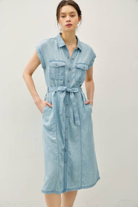 The Blue Skies Denim Midi Dress – Effortless Country Charm with a Flattering Fit