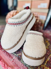 Very G Hug Slipper: Cream