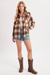 SNAP BUTTON DOWN PLAID SHACKET: Black / L
