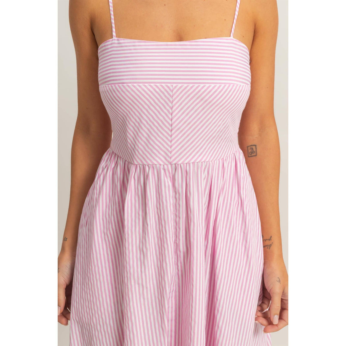 Striped Spaghetti Strap Dress: NAVY / S-M-L(2-2-2)