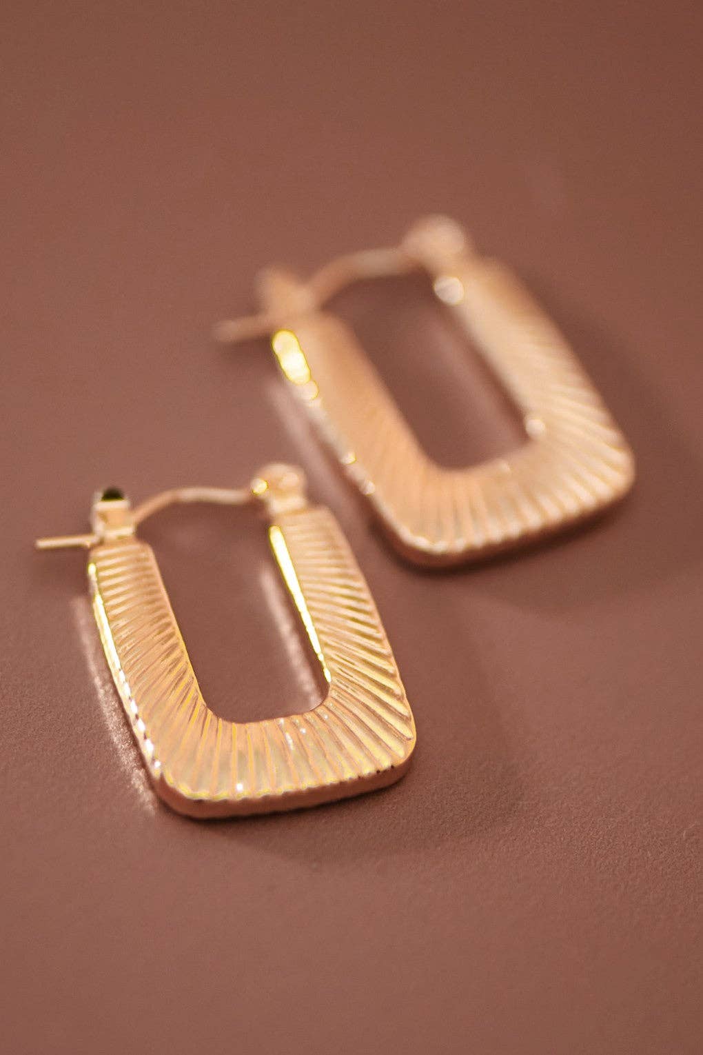 The Marquette Classic Gold Hoops – 18K Gold Plated Waterproof Stainless Steel Earrings