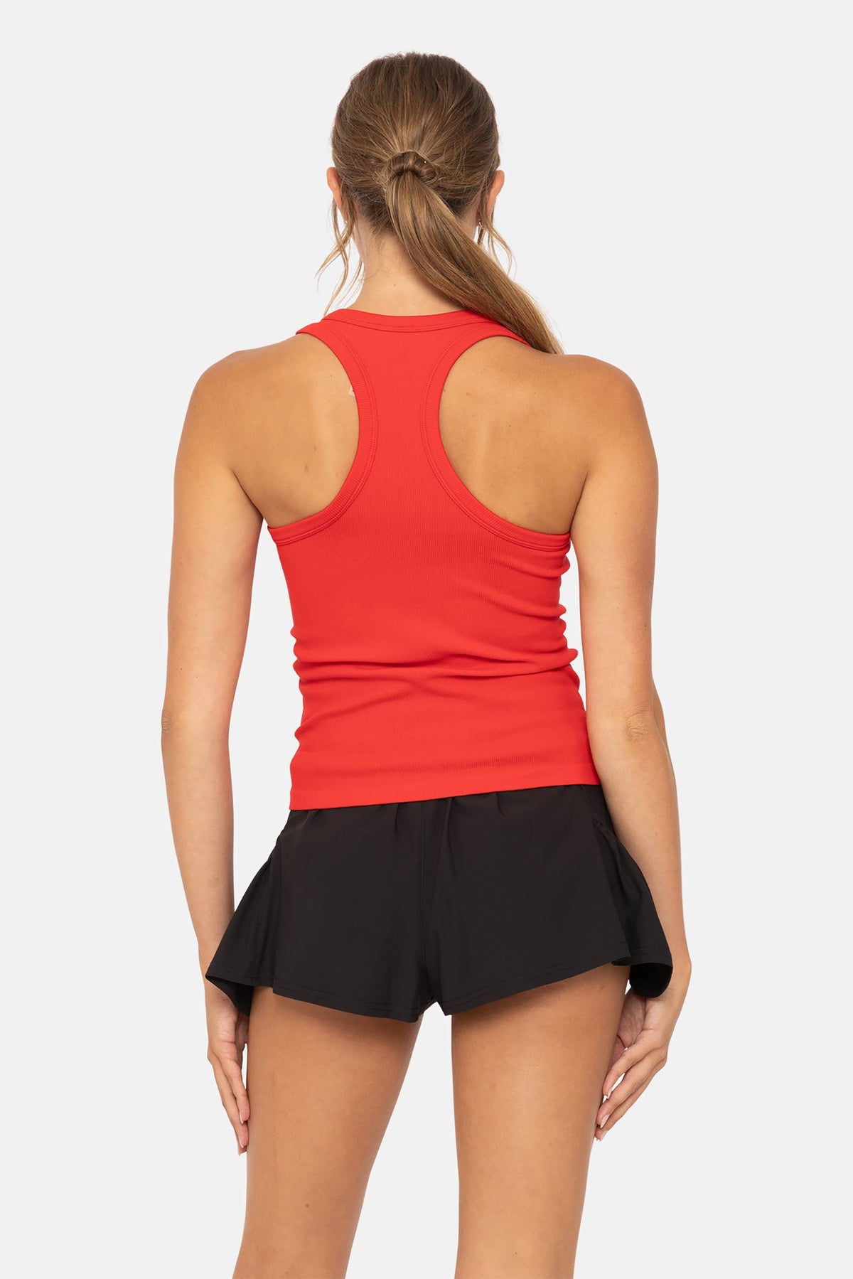 The Daily Essential Ribbed Tank – Seamless, Soft & Perfect for Everyday Wer