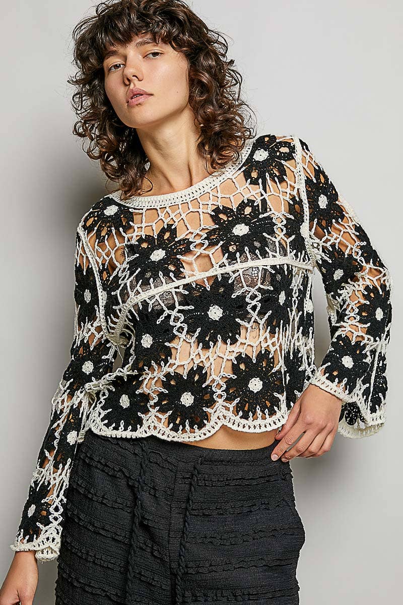 The Delilah Crochet Floral Top: Black/ Ivory