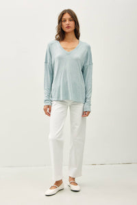 Nat V-Neck Basic Sweater Top