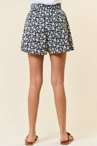 The Mabel Floral Wide Leg Shorts – Black Ditsy Print