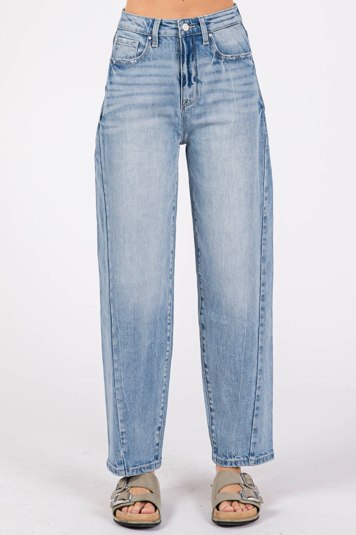 Jolene High Rise Barrel Jeans – Light Wash Comfort Denim with Side Seam Detail