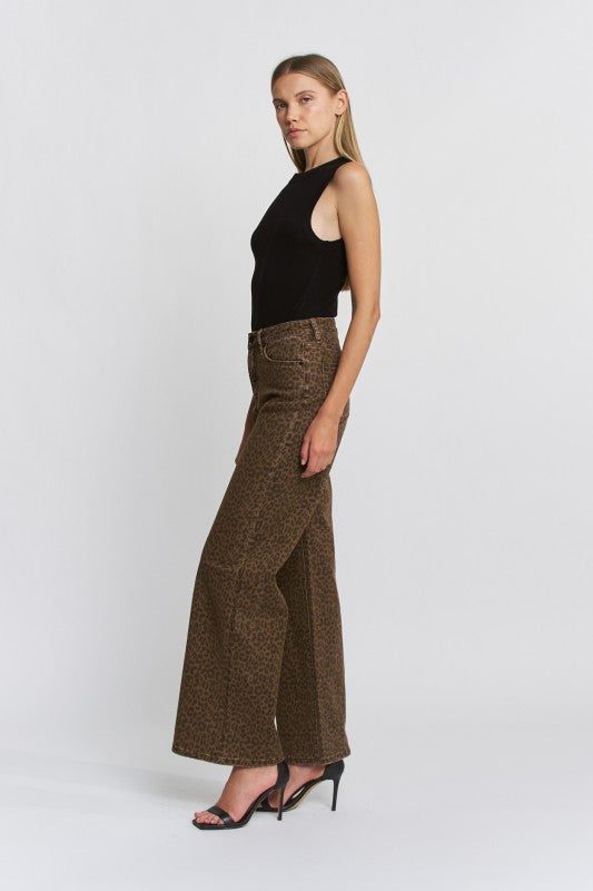 Mica Denim Savannah Super High-Rise Wide Leg Leopard Jeans – Bold Animal Print Denim