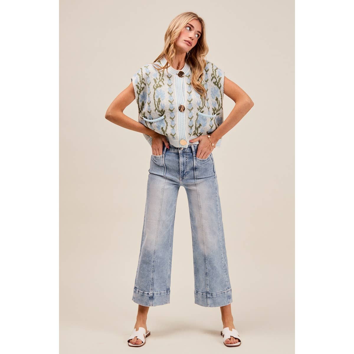 The Lennon Seamed Wide Leg Stretch Denim Jeans: Light Wash