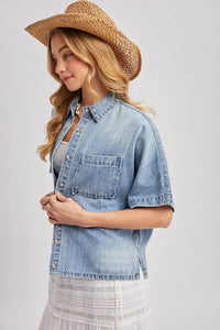 Della Denim Short Sleeve Boxy Top: Light Wash