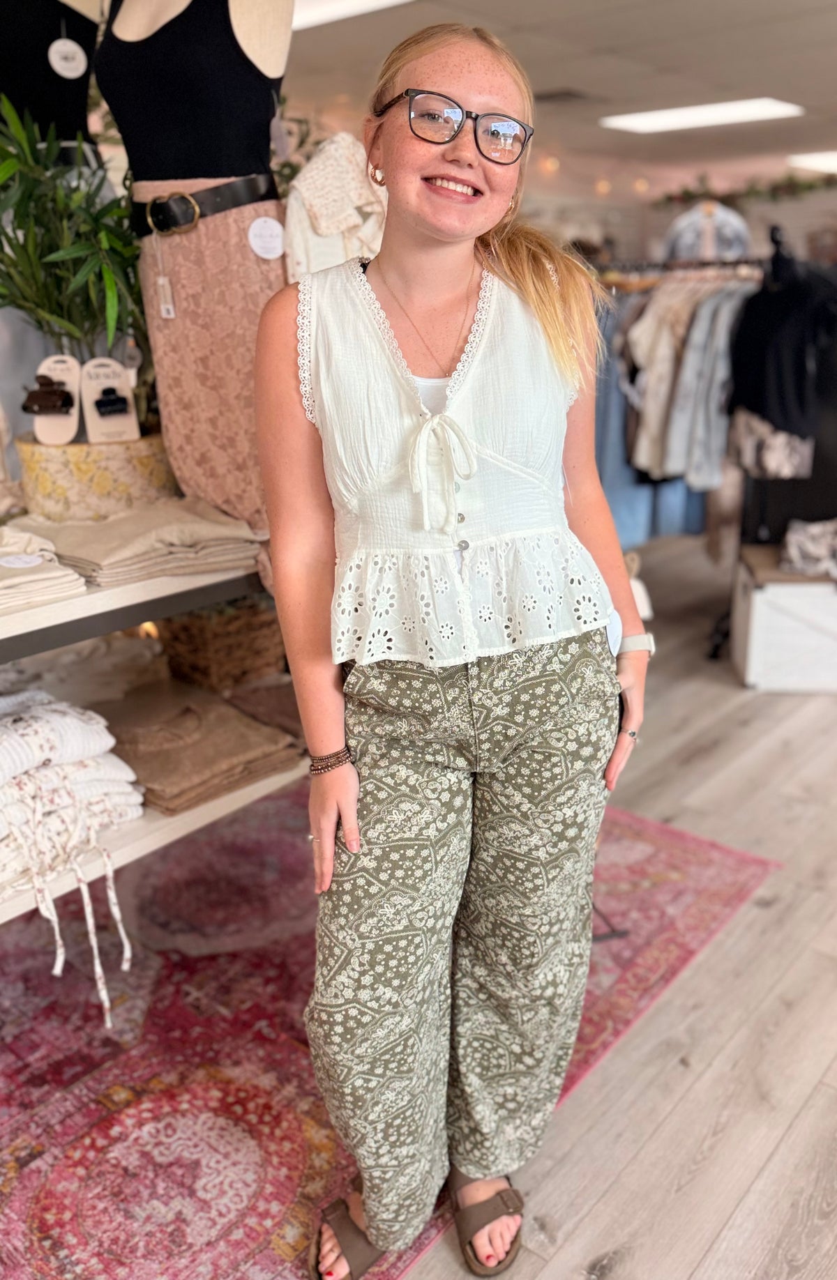 SUNFADED MARKET DAY  PAISLEY BARREL PANTS: ANTIQUE OLIVE