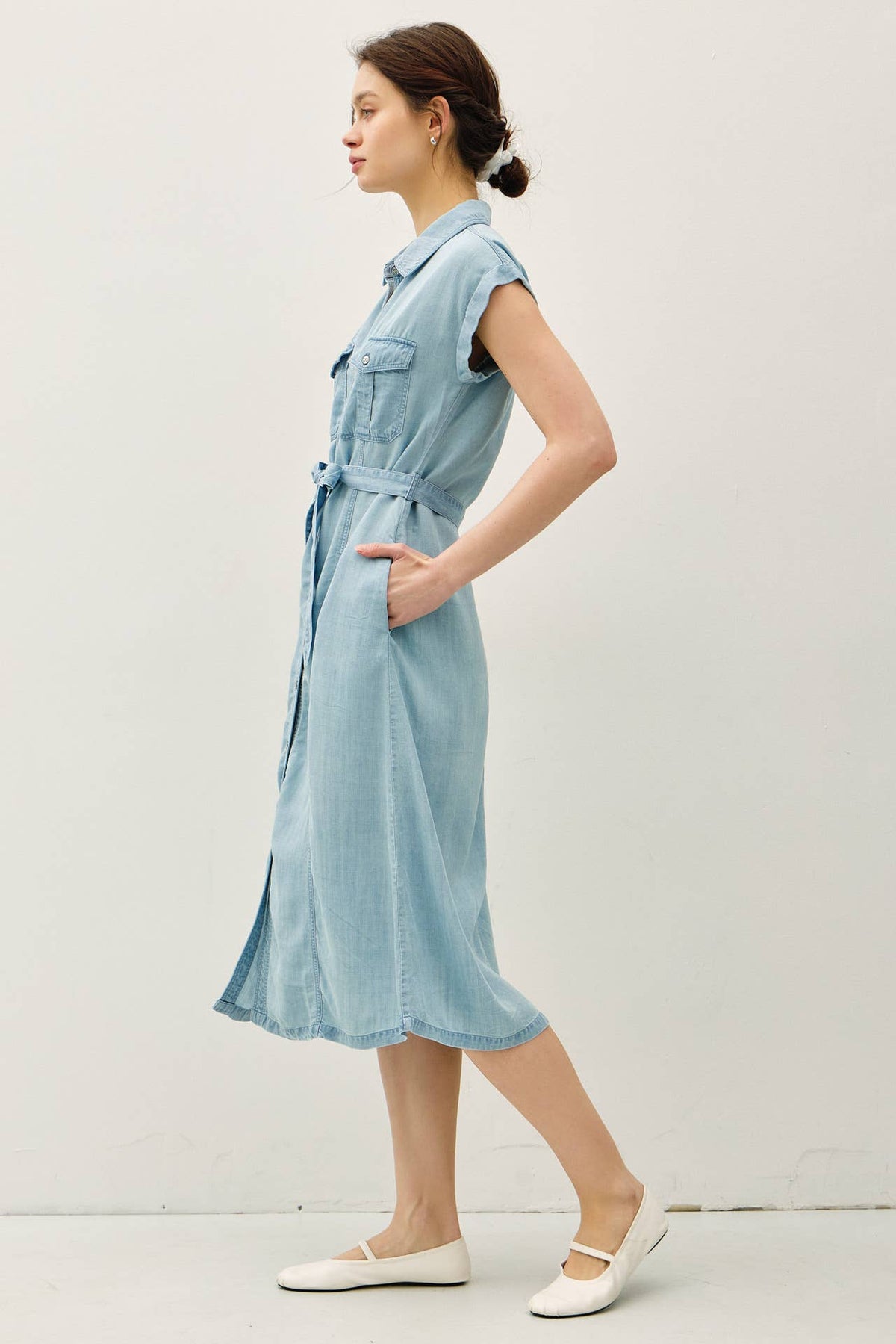 The Blue Skies Denim Midi Dress – Effortless Country Charm with a Flattering Fit