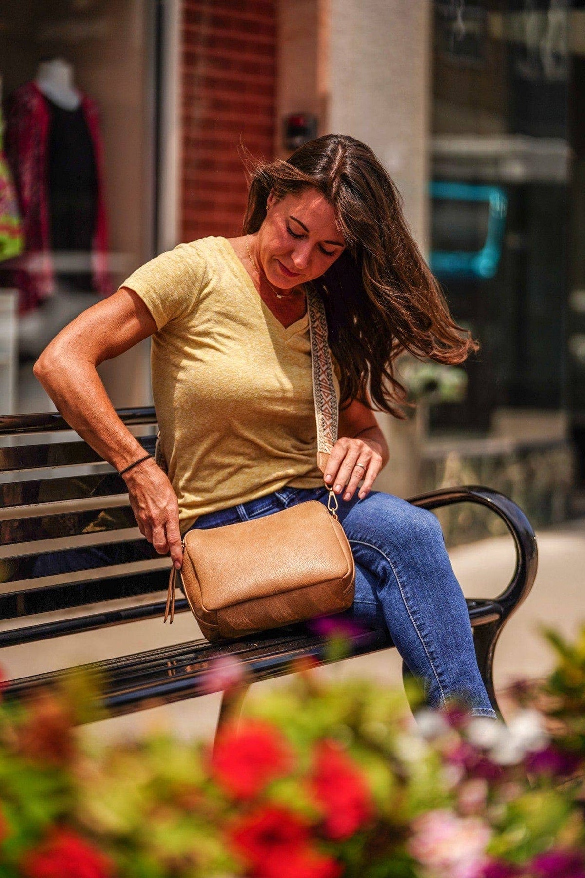 Mila 3 Compartment Crossbody Bag With Guitar Strap: Nude