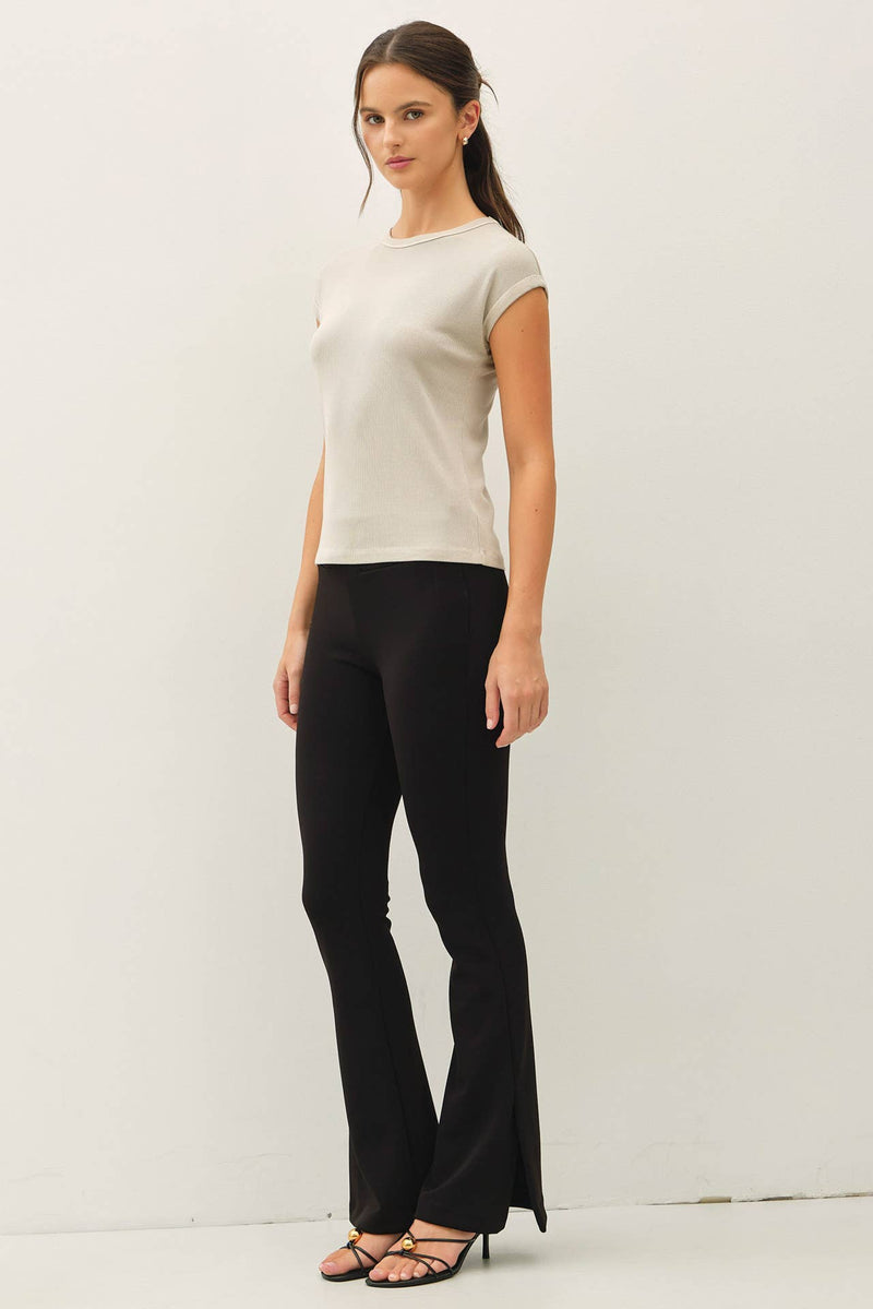 The Hollis Ribbed Cap Sleeve Tee – Fitted Lightweight Everyday Essential T-Shirt for Women