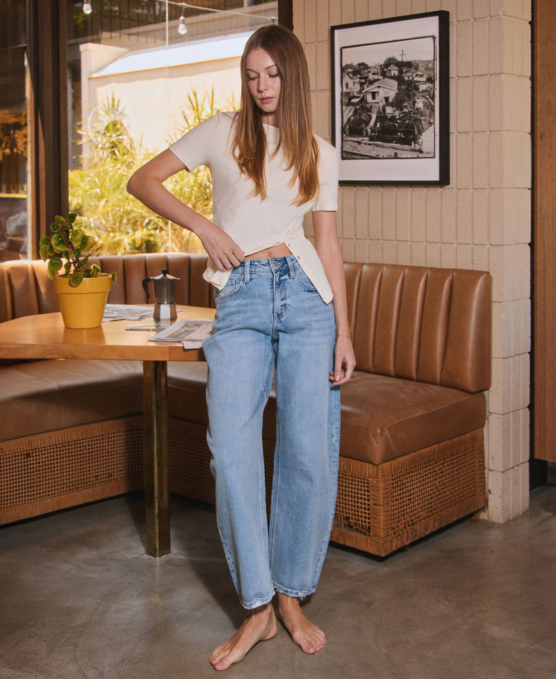 The Josie High Rise Barrel Leg Jeans – Ankle-Length Denim with Vintage Fit & Comfort Stretch