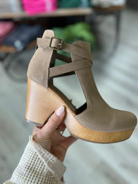 Stassie Cut Out Clog Style Booties- Nubuck Taupe