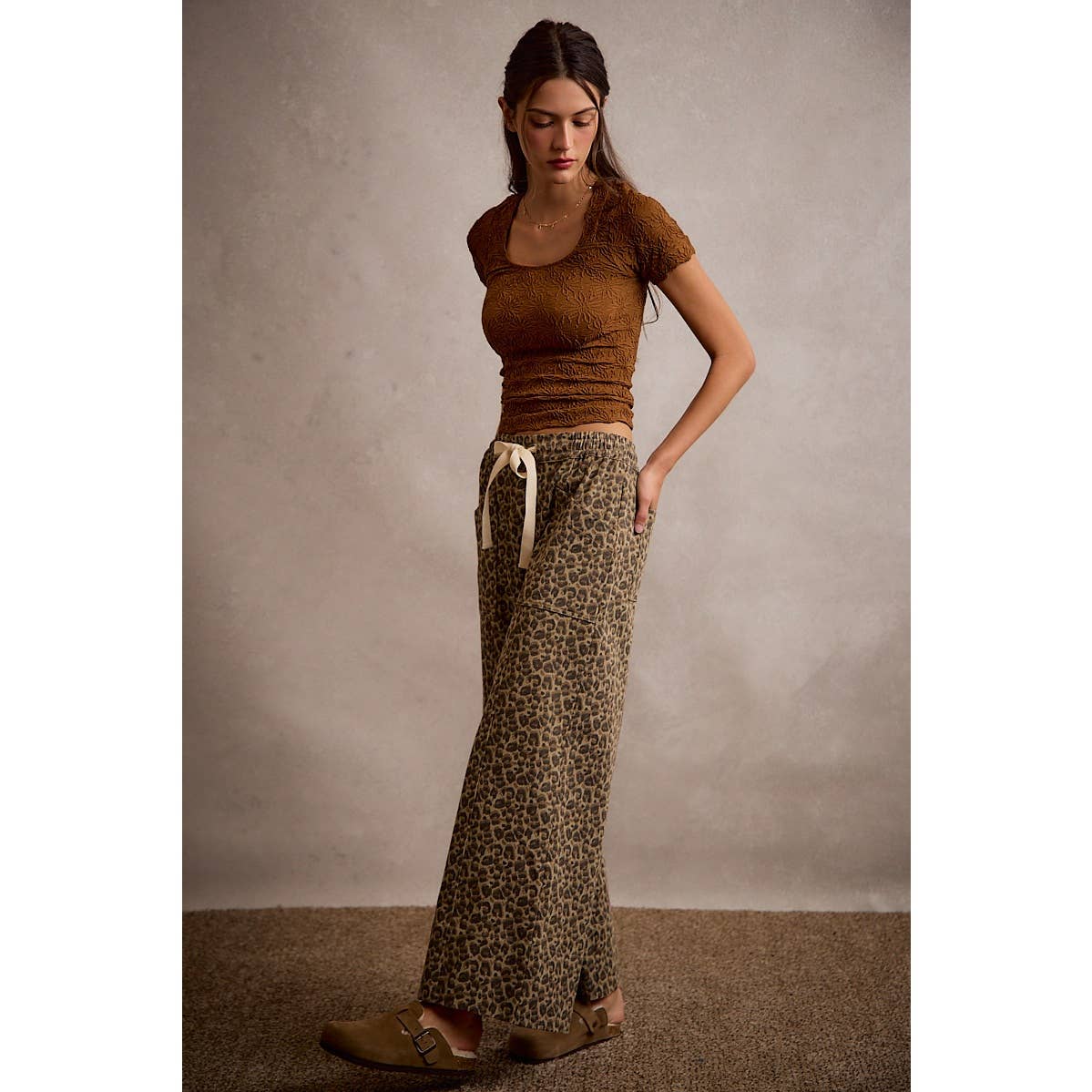 Pressed Petals Seamless Top: Brown