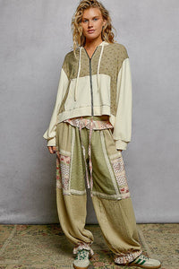 The Wildflower Weekend Hoodie: Sage Floral Print Thermal Patch Hoodie – Long Sleeve Knit Regular Fit Top