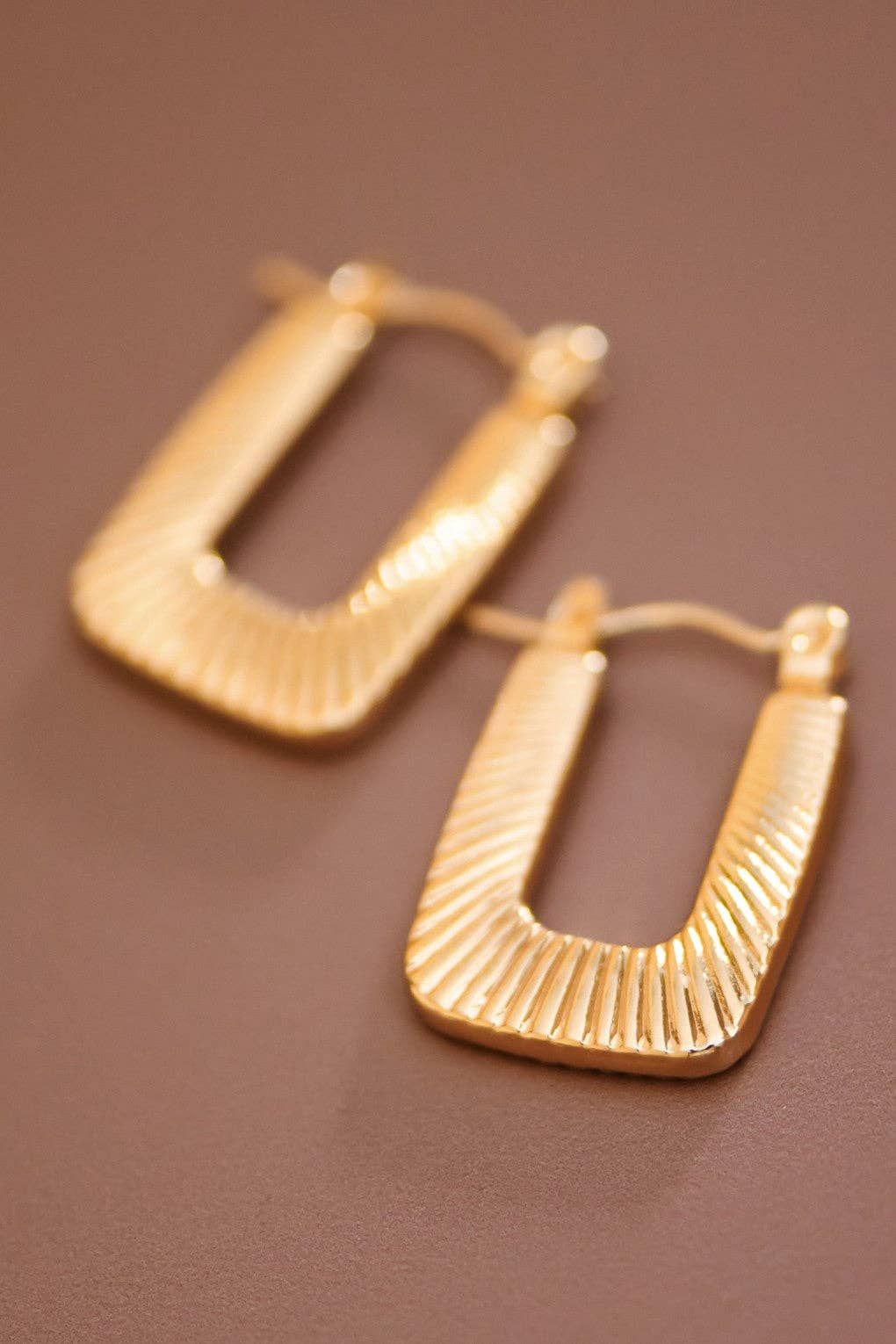 The Marquette Classic Gold Hoops – 18K Gold Plated Waterproof Stainless Steel Earrings