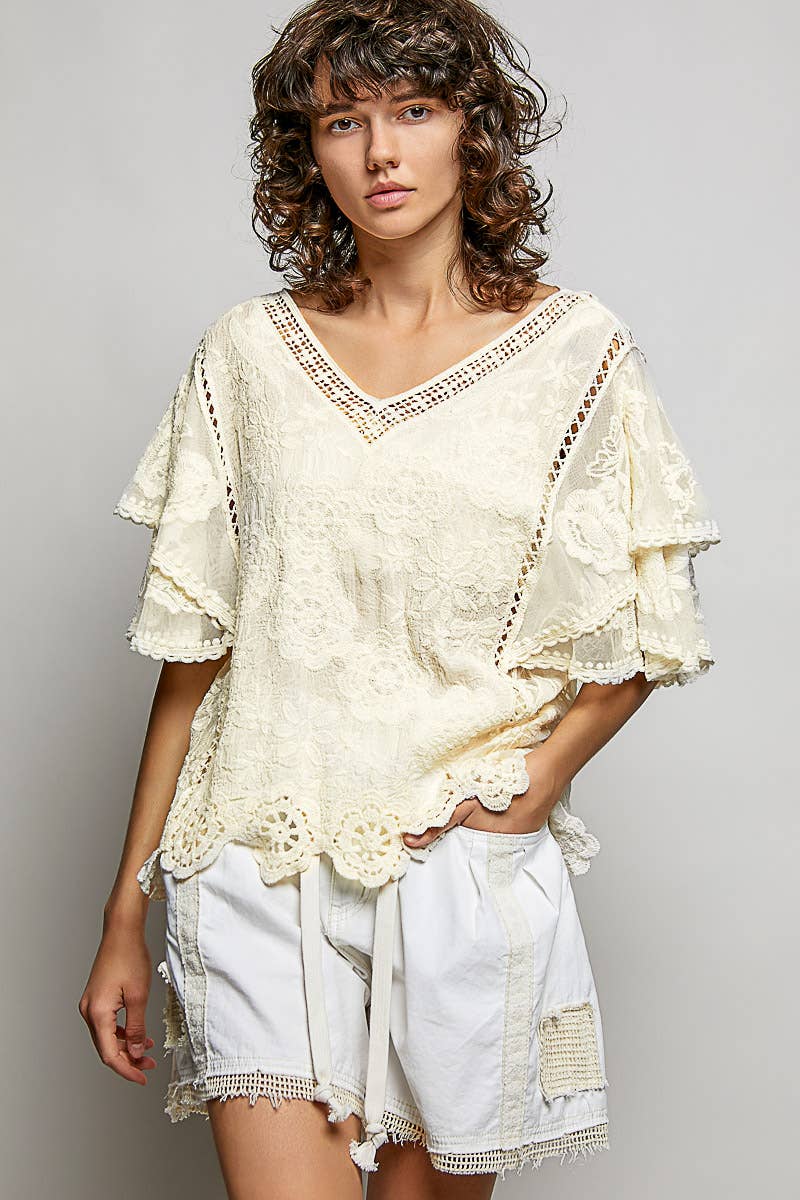 V-neck Short Sleeve Crochet Trim Solid Top: CAMEL / Os
