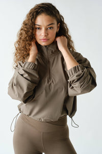 Sculpt Half Zip Pullover: TRUFFLE