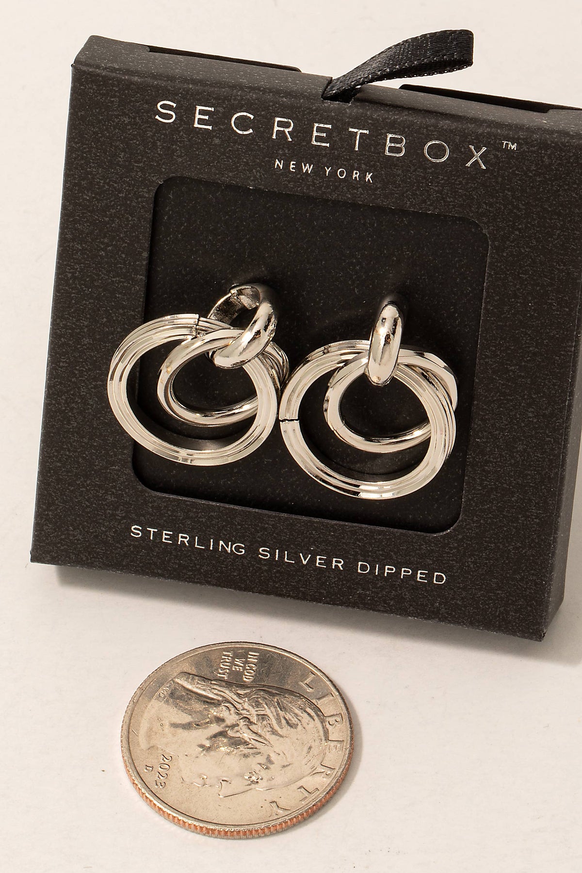 Everly Linked Circle Drop Earrings – Gold Dipped