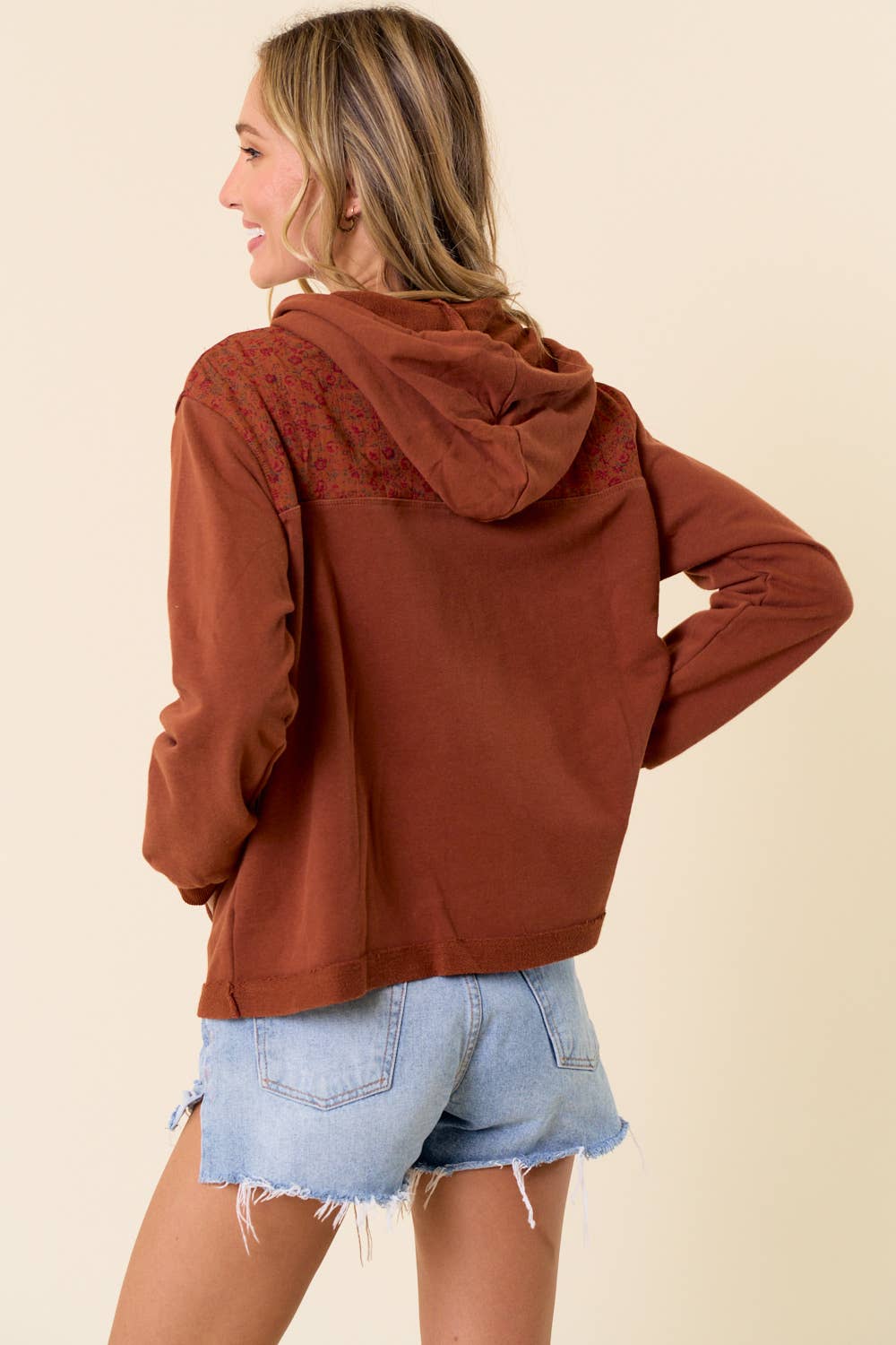 Tracy Hoodie With Cute Floral Contrast: Rust